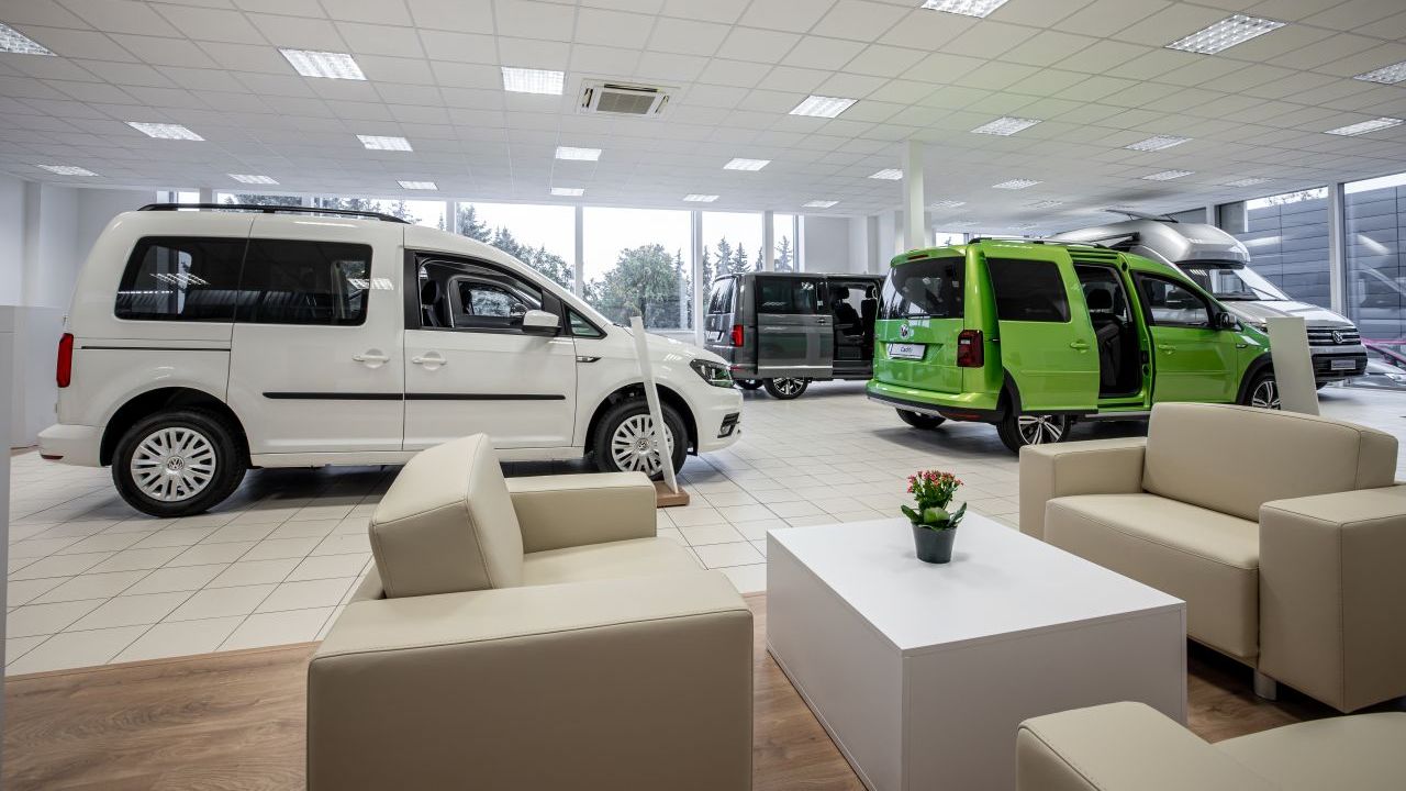 Společnost NH Car otevřela v Praze na Strahově nový autosalon značky Volkswagen Užitkové vozy