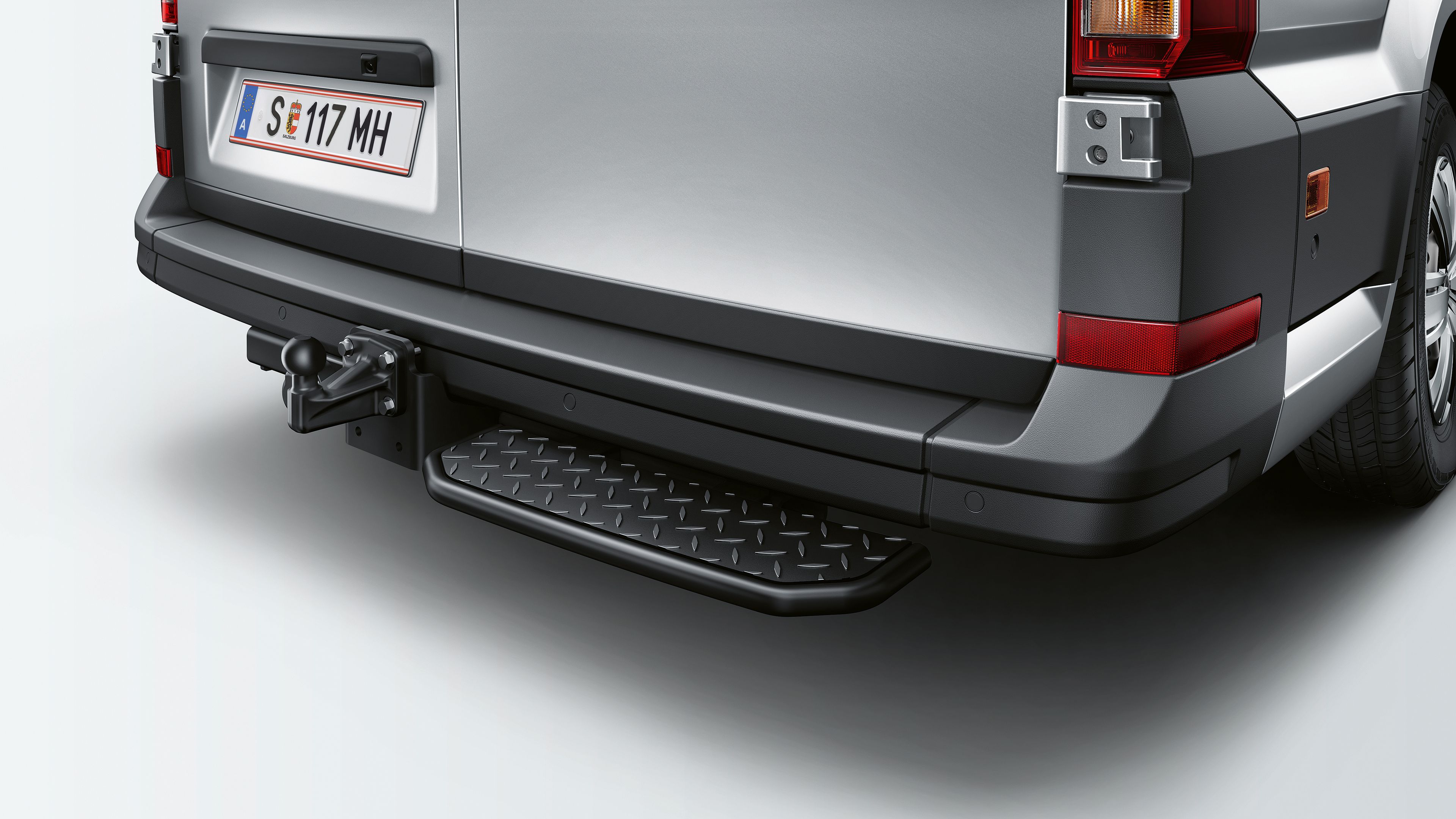 VW Crafter Podvozek - detail odnímatelného tažné zařízení s kulovou hlavou