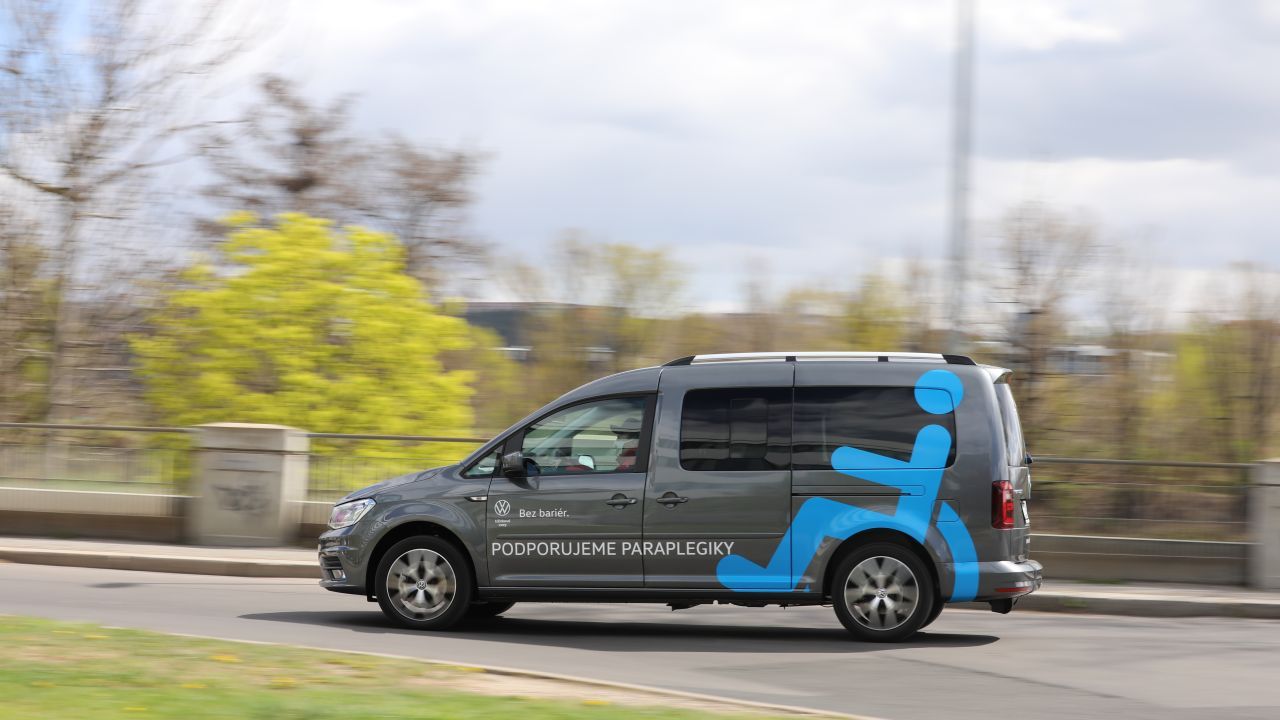 Volkswagen Užitkové vozy podporuje osoby s tělesným hendikepem