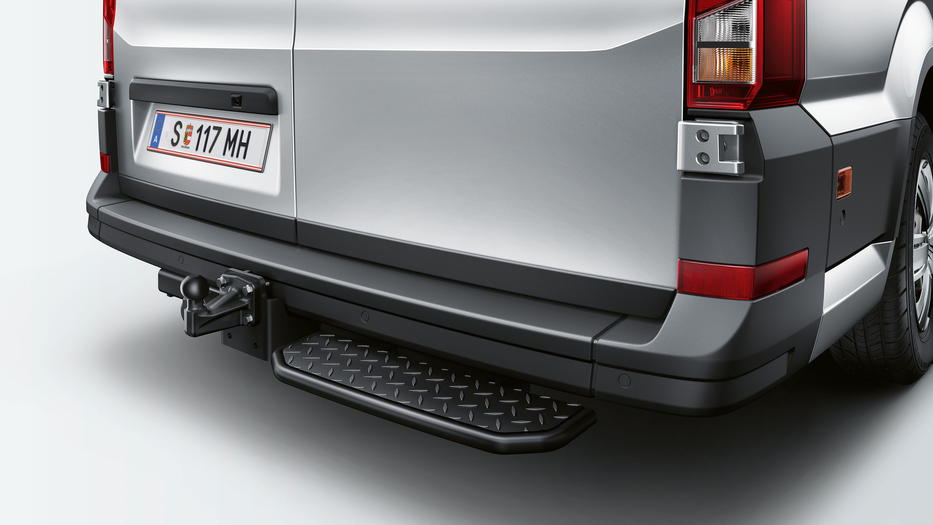 VW Crafter Podvozek - detail odnímatelného tažné zařízení s kulovou hlavou