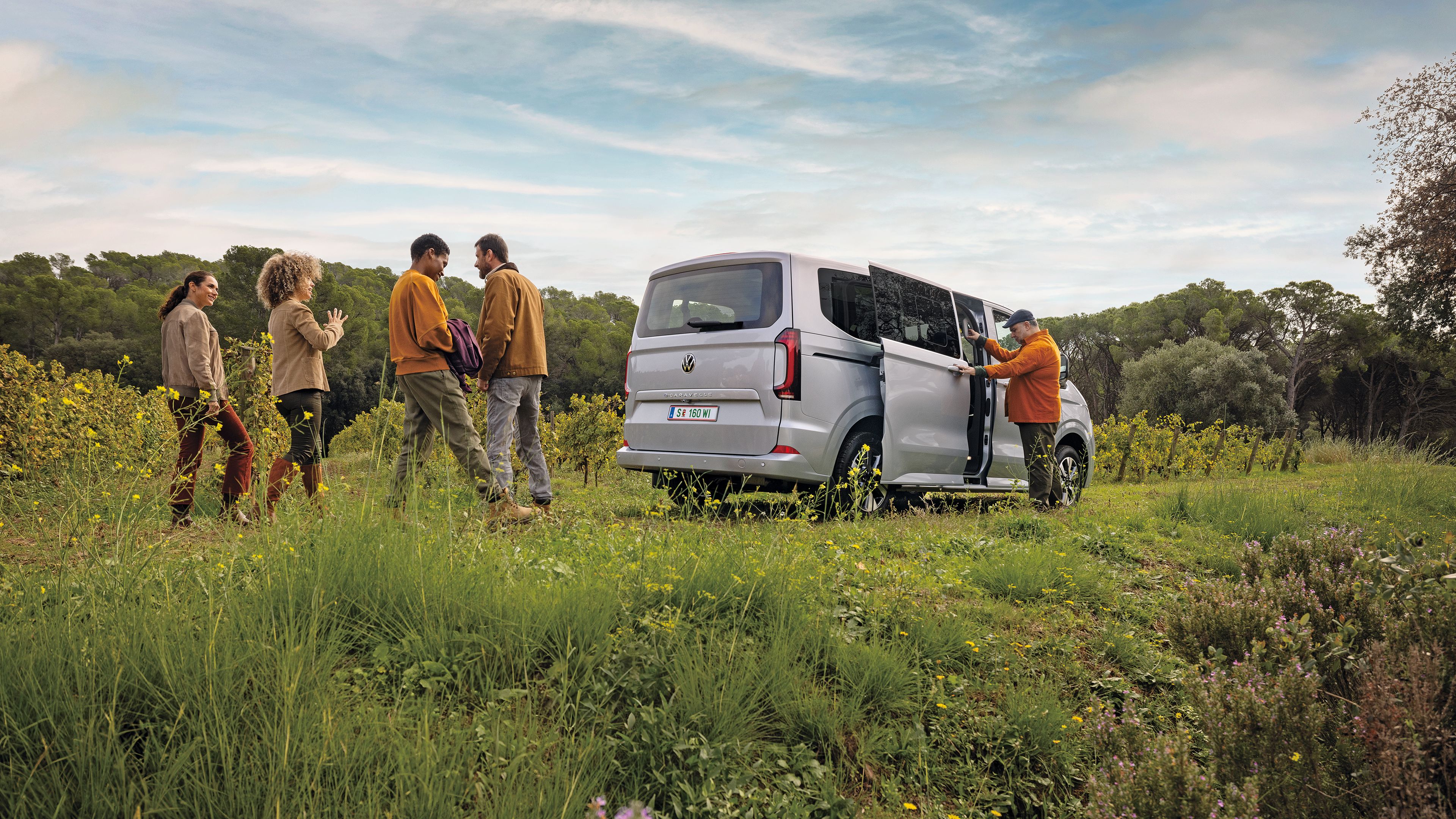 Volkswagen Caravelle v přírodě