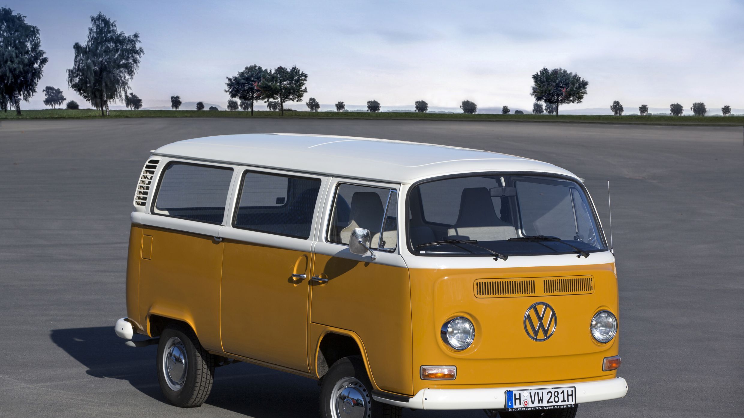 Legenda Volkswagenu slaví 70. let. Transporter je nejdéle vyráběný lehký užitkový vůz na světě.