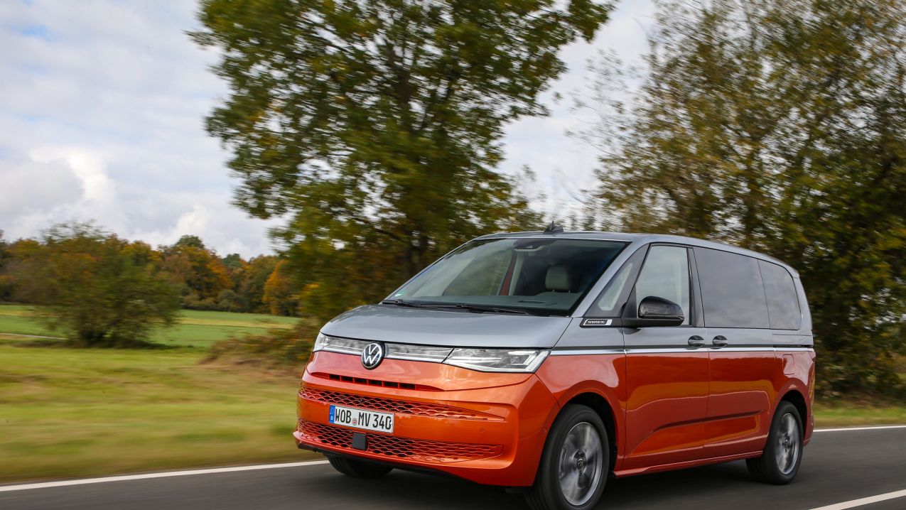 Nový Multivan eHybrid se představuje na veletrhu e-SALON v Letňanech v české výstavní premiéře