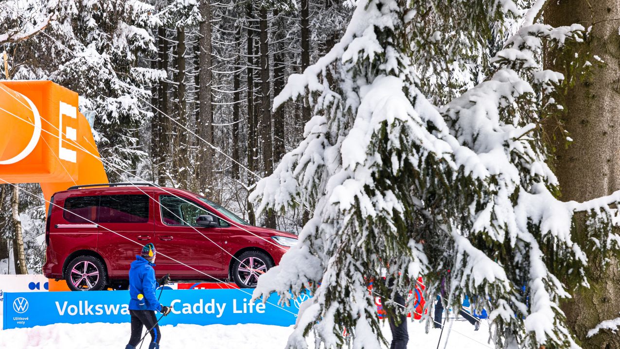 Nový Volkswagen Caddy bude dohlížet na tak trochu jinou Jizerskou 50