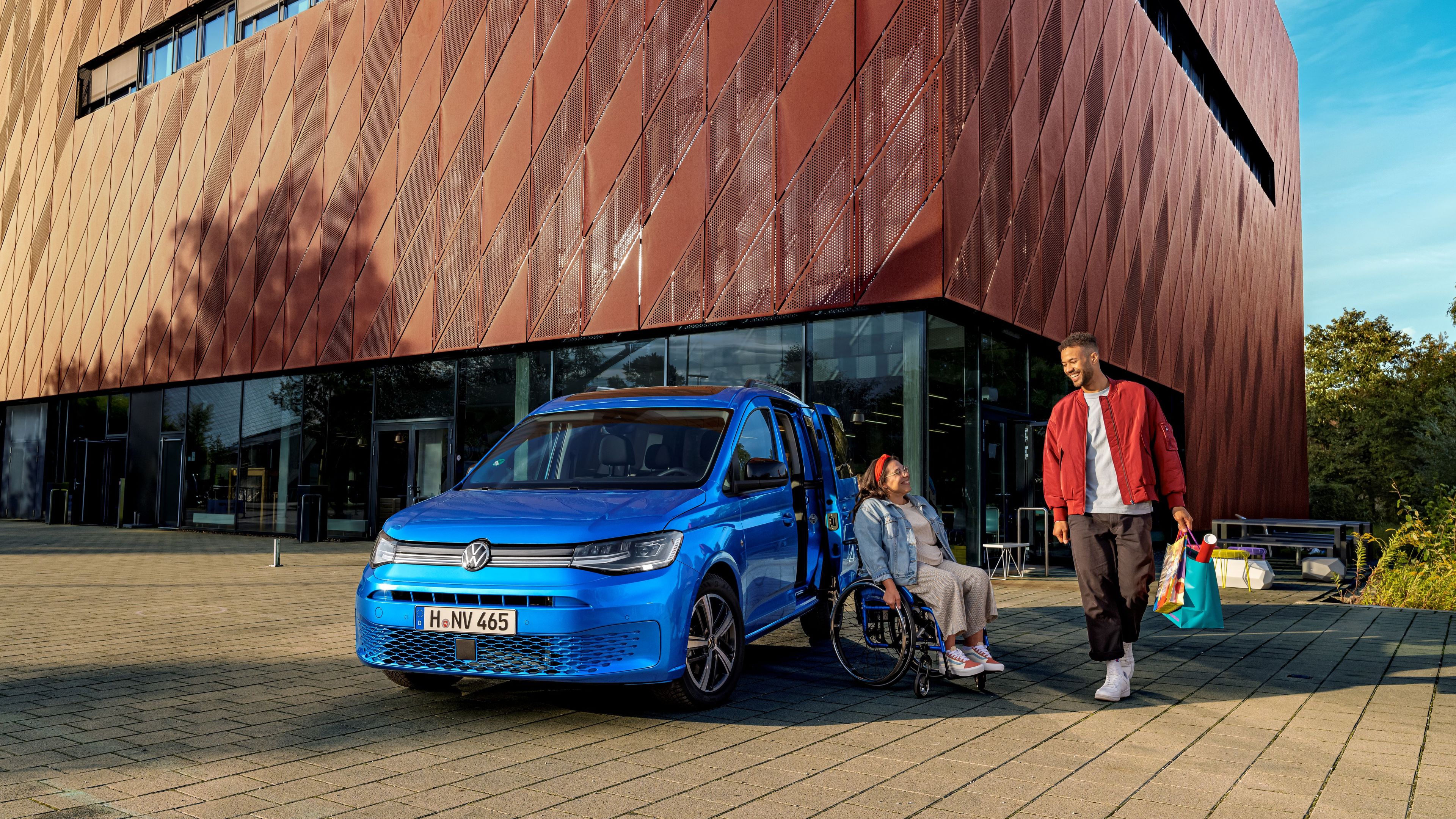 Volkswagen Caddy upravený pro osoby se zdravotním hendikepem