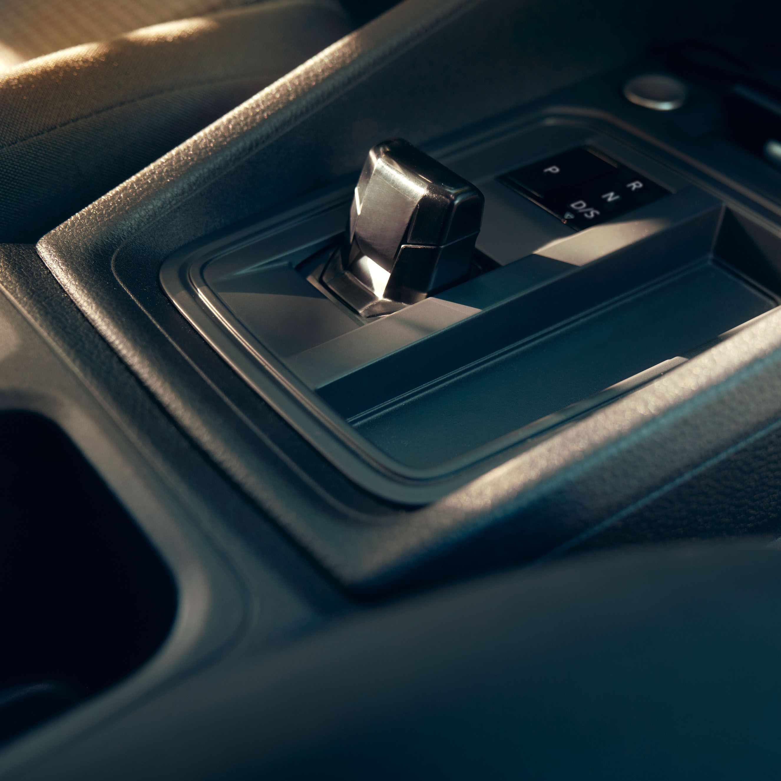 Volkswagen Caddy Cargo, detail automatická převodovka