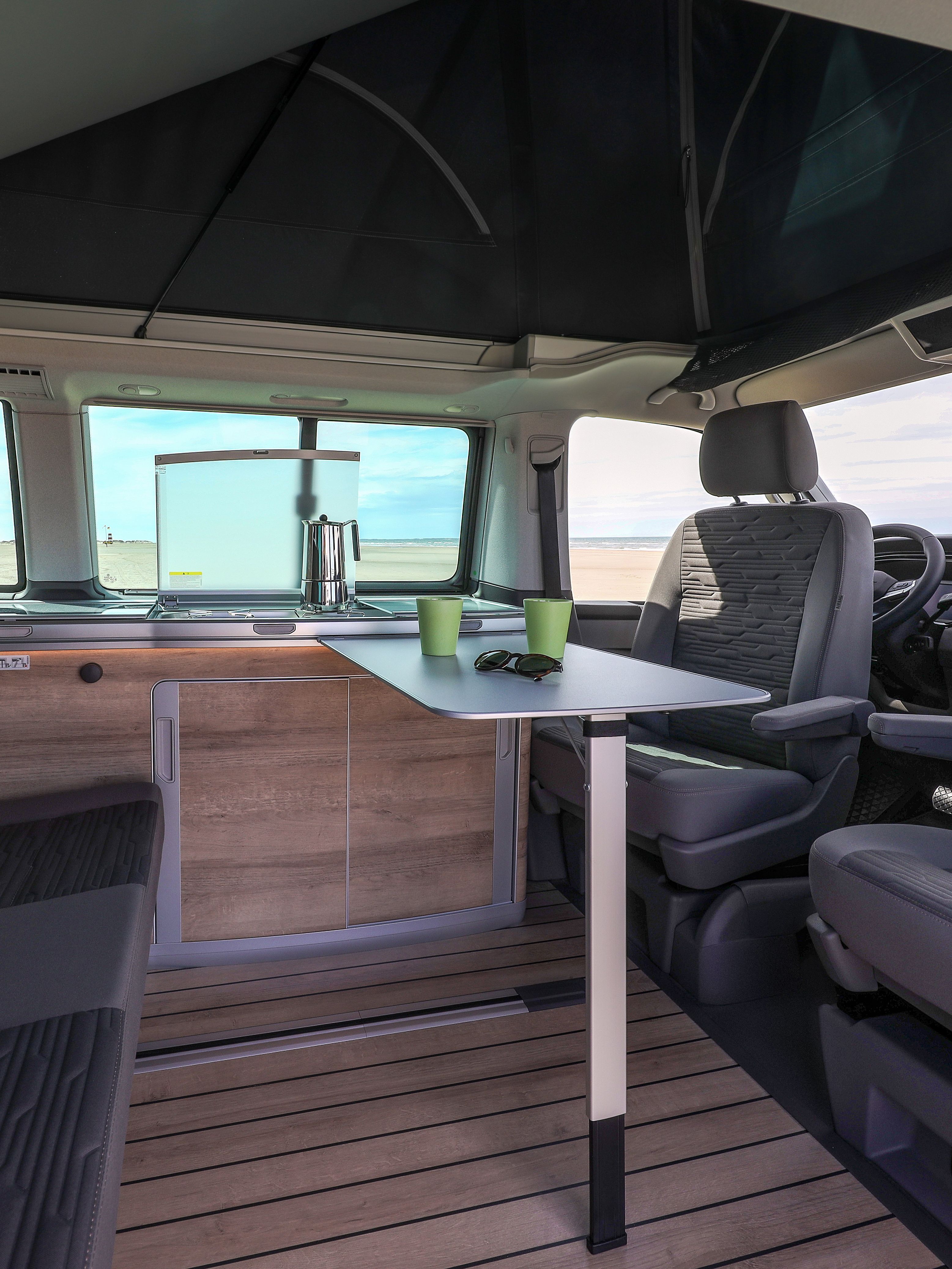 VW T6.1 California Innenraum Sitze Stoff Tisch