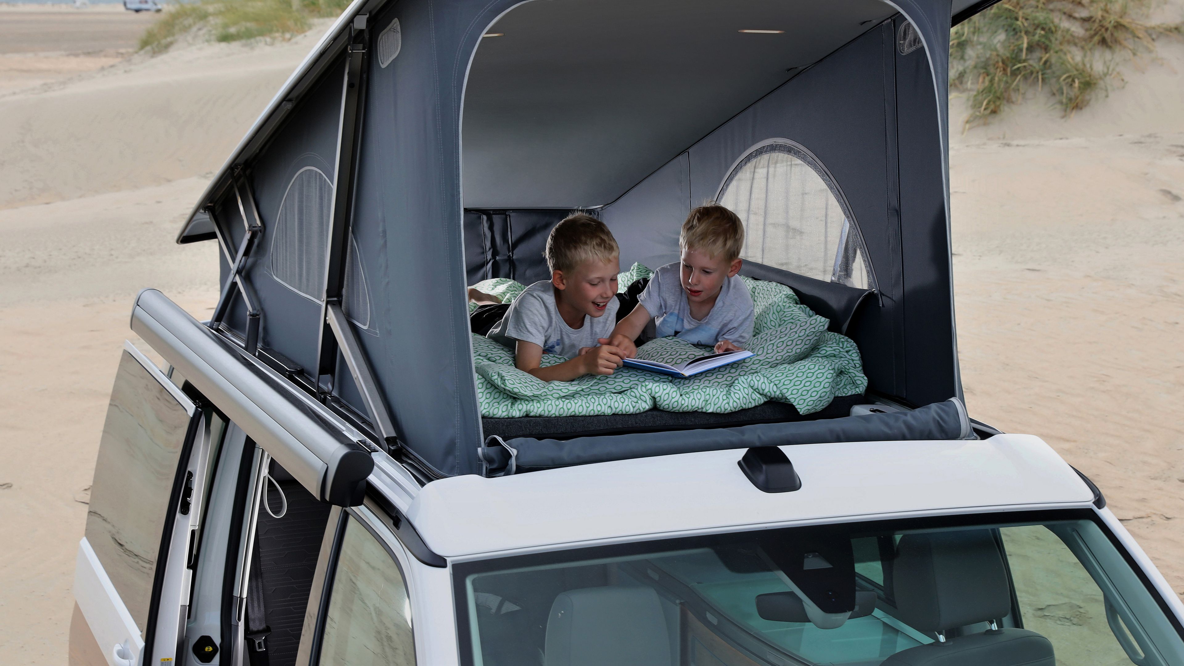 VW T6.1 California Aufstelldach Kinder Bett