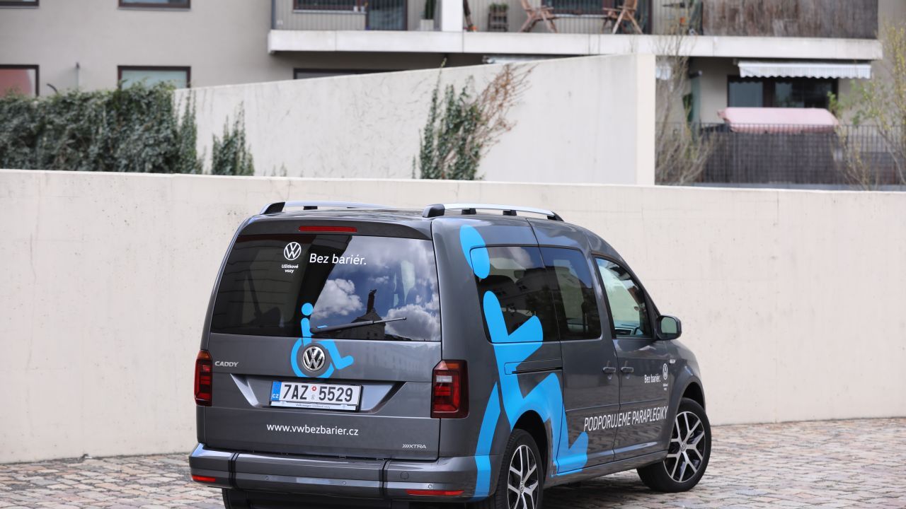 Volkswagen Užitkové vozy podporuje osoby s tělesným hendikepem